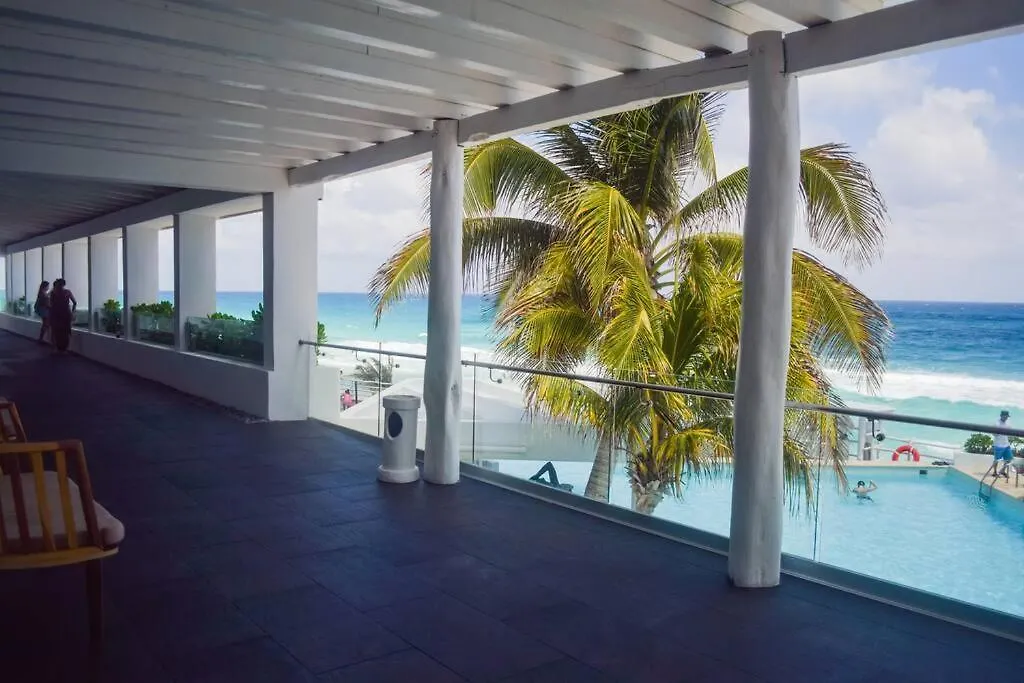 Ocean Front, Beautifull Beach, Studio 3C Cancun Mexico