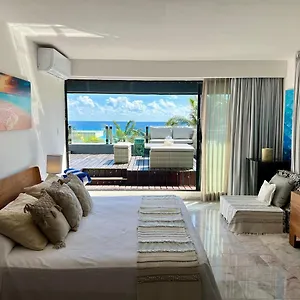 Xcanan Loft On Park Royal, The Area In Right On The Apartment